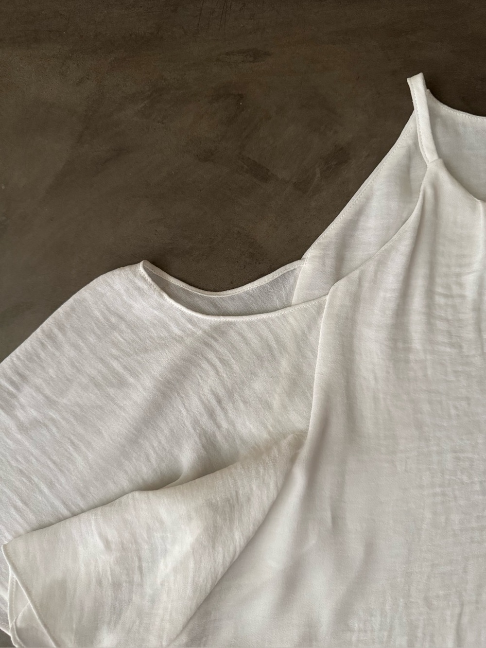 Ellen Tracy Cold Shoulder Blouse - Picture 12 of 14